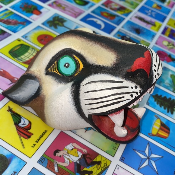 •handmade• Cougar Head - Oaxacan Alebrije Wood Carving - Picture 9 of 14